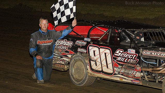 Steve Wetzstein won the USRA Modified feature on Saturday, Aug. 23, at the Deer Creek Speedway in Spring Valley, Minn.