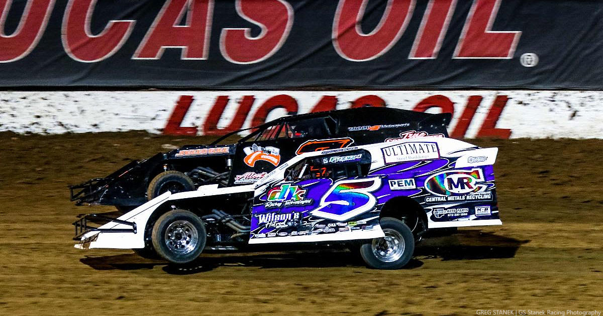 Points leader Robbie Reed (5) and the USRA Modifieds are the featured class this Saturday at Lucas Oil Speedway. (GS Stanek Racing Photography)