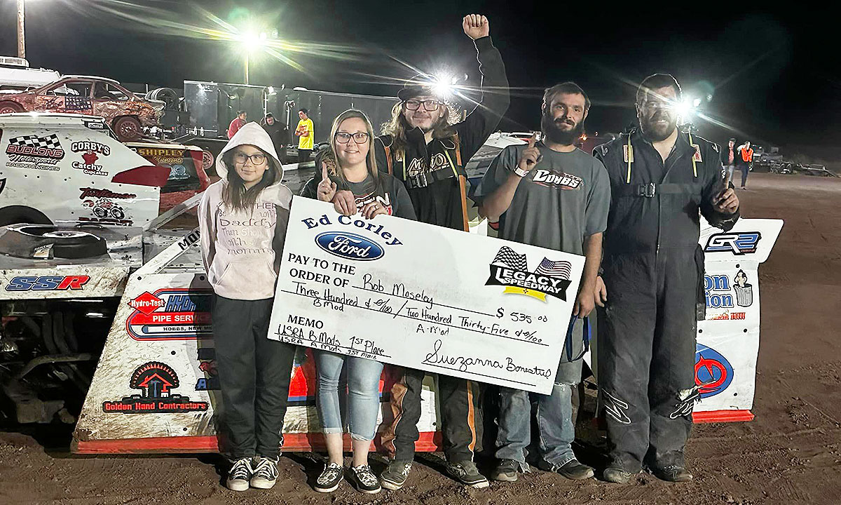 Rob Moseley (center) won the USRA Modified and USRA B-Mod main events while Josh Cain (right) won the Medieval USRA Stock Car main event.