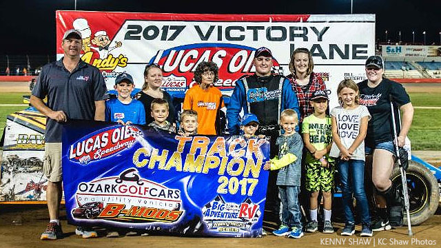 Andy Bryant earned the Lucas Oil Speedway Ozark Golf Cars USRA B-Mod championship in 2017.