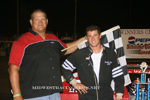 Wyatt Lanz of Bowen, Ill., claimed his fourth consecutive USRA B-Mod feature at the Pespi Scotland County Speedway in Memphis, Mo., on Saturday, July 14.