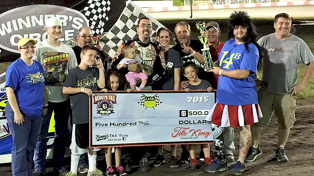 Darron Fuqua sped to victory in an exciting USRA Modified main evnet on Friday, Aug. 28, at the Lakeside Speedway in Kansas City, Kan.