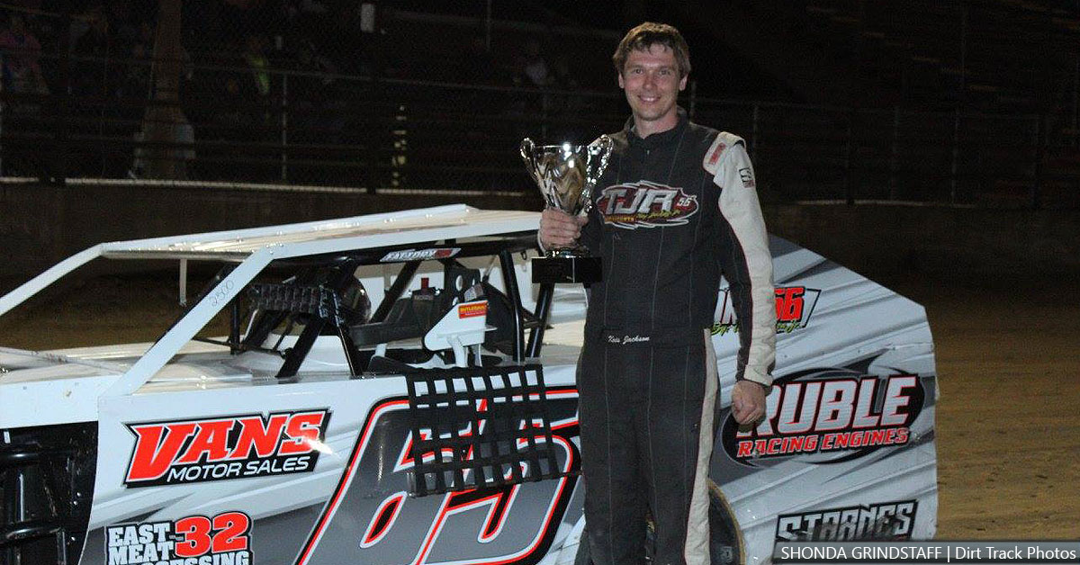 Kris Jackson won the Out-Pace USRA B-Mod main event on Friday, May 11, at the Lebanon Midway Speedway in Lebanon, Mo.