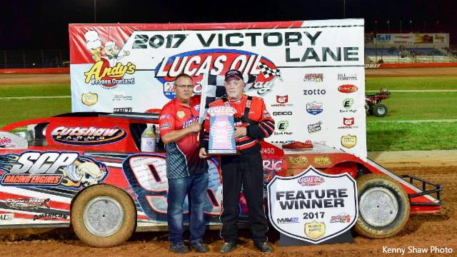 Jeff Cutshaw picked up his second USRA Modified feature victory of the season Saturday night.