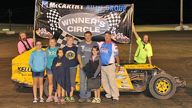 Doug Keller was the USRA B-Mod feature winner on Saturday, Aug. 22, at the I-35 Speedway in Winston, Mo.