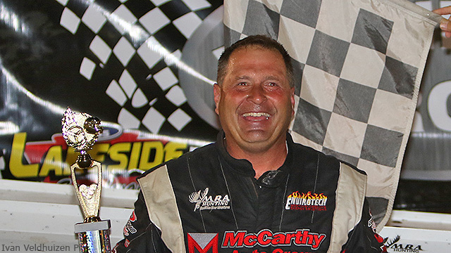 Tim Karrick captured the USRA Modified feature win on Friday, June 12, at the Lakeside Speedway.