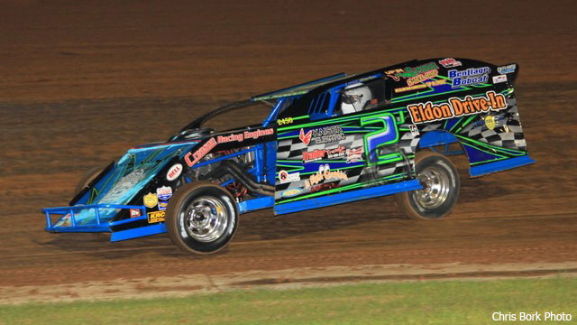 Jason Russell was runner-up to Cutshaw in the Lucas Oil Speedway Pitts Homes USRA Modified division in 2015.